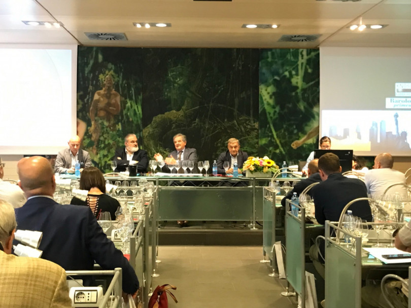 Barolo en primeur al Centro di Ricerca di Enosis Meraviglia a Fubine